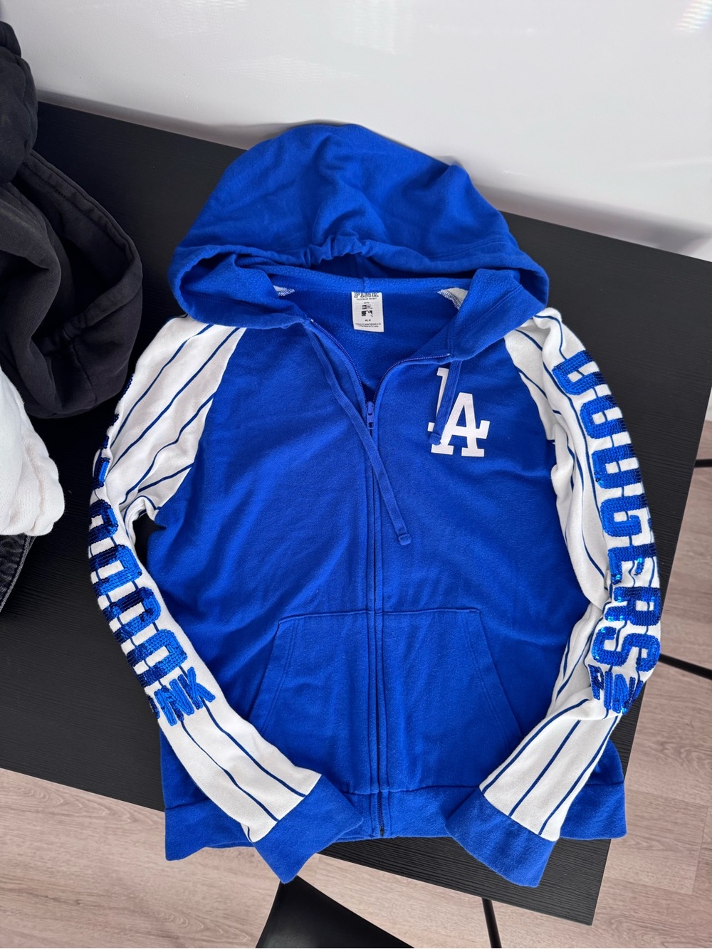 Victoria’s Secret PINK Dodgers Zipper Hoodie